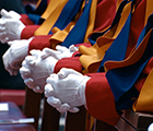 Dans les coulisses du Vatican