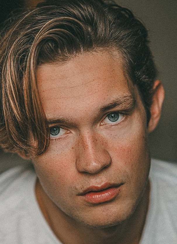 Damian Hardung